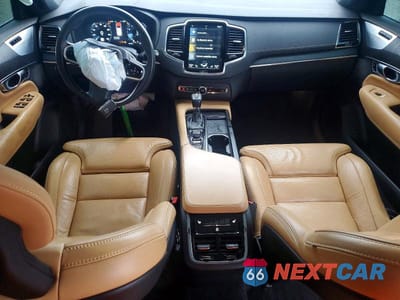 Zdjęcie 8 z 14 samochodu: 2021 VOLVO XC90 T6 INSCRIPTION VIN:YV4A22PL1M1721497 - miniatura