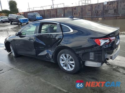 Drugie zdjęcie samochodu z przodu: 2019 CHEVROLET MALIBU LT VIN:1G1ZD5ST7KF160935 - miniatura