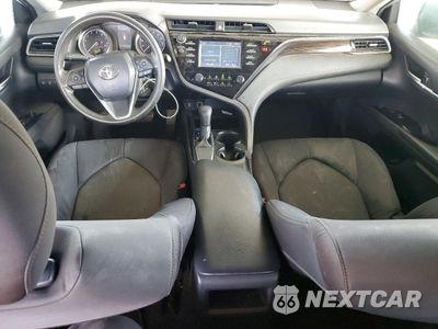 Zdjęcie 8 z 12 samochodu: 2019 TOYOTA CAMRY L VIN:4T1B11HK3KU254214 - miniatura