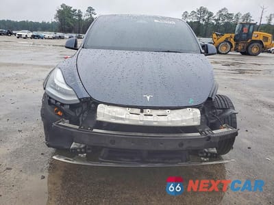 Piąte zdjęcie samochodu w środku: 2022 TESLA MODEL Y VIN:7SAYGDEE0NA005735 - miniatura