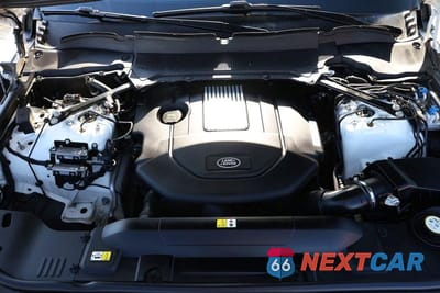 Zdjęcie 7 z 10 samochodu: 2018 LAND RANGE ROVE WHITE VIN:SALGS2RKXJA380798 - miniatura