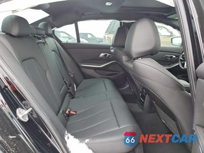 Zdjęcie 10 z 12 samochodu: 2021 BMW 330XI VIN:3MW5R7J09M8C02590 - miniatura