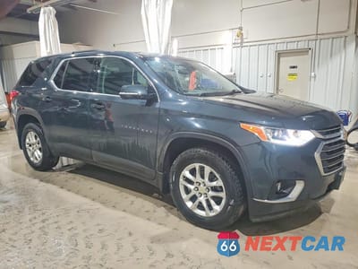 Czwarte zdjęcie samochodu z boku: 2020 CHEVROLET TRAVERSE LT VIN:1GNEVGKWXLJ298967 - miniatura