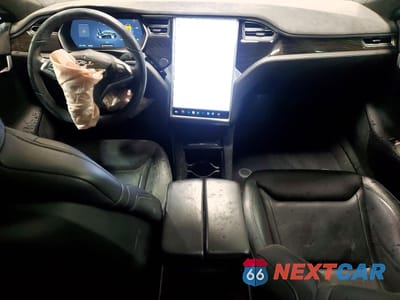 Zdjęcie 8 z 13 samochodu: 2016 TESLA MODEL S VIN:5YJSA1E20GF144567 - miniatura