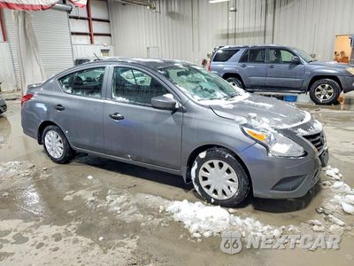 Czwarte zdjęcie samochodu z boku: 2016 NISSAN VERSA S VIN:3N1CN7AP3GL861529 - miniatura