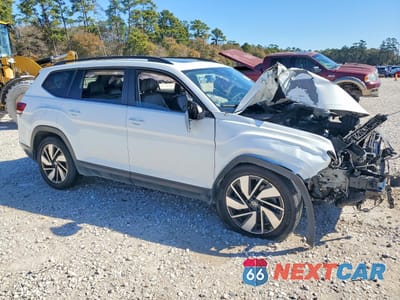 Czwarte zdjęcie samochodu z boku: 2024 VOLKSWAGEN ATLAS SE VIN:1V2JR2CA5RC502684 - miniatura