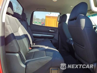 Zdjęcie 11 z 14 samochodu: 2016 TOYOTA TUNDRA CREWMAX SR5 VIN:5TFDY5F10GX500894 - miniatura