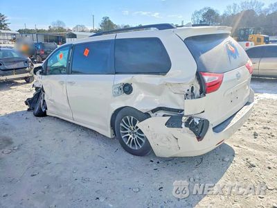 Drugie zdjęcie samochodu z przodu: 2019 TOYOTA SIENNA XLE VIN:5TDYZ3DC7KS998999 - miniatura