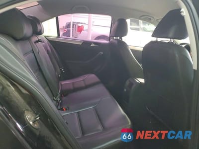 Zdjęcie 10 z 11 samochodu: 2013 VOLKSWAGEN JETTA SE VIN:3VWDP7AJ7DM428435 - miniatura