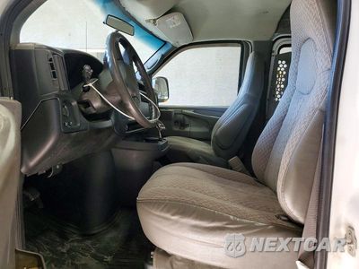 Zdjęcie 7 z 13 samochodu: 2006 GMC SAVANA G3500 VIN:1GTHG35U761116083 - miniatura