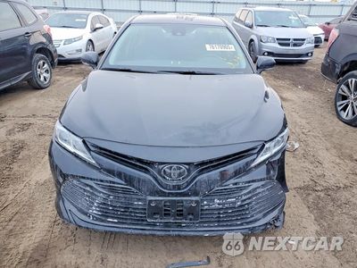 Piąte zdjęcie samochodu w środku: 2020 TOYOTA CAMRY LE VIN:4T1C11BK3LU010092 - miniatura