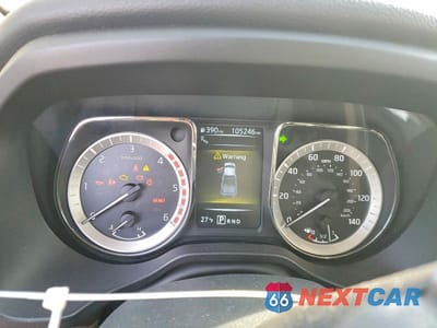 Zdjęcie 9 z 11 samochodu: 2016 NISSAN TITAN XD 4WD V8 TDSL 5.0L PLATINUM VIN:1N6BA1F40GN510333 - miniatura