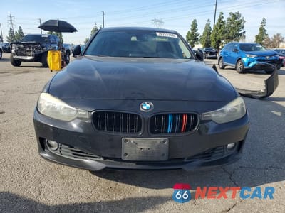 Piąte zdjęcie samochodu w środku: 2014 BMW 328 I SULEV VIN:WBA3C1C57EK110117 - miniatura