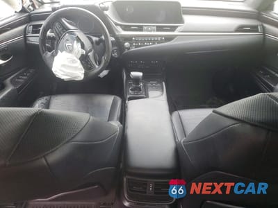 Zdjęcie 8 z 13 samochodu: 2021 LEXUS ES 250 BASE VIN:58AD11D11MU004276 - miniatura