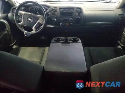 Zdjęcie 8 z 11 samochodu: 2012 CHEVROLET SILVERADO K1500 LT VIN:3GCPKSE75CG241336 - miniatura