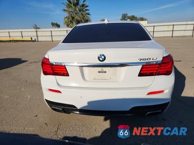 Zdjęcie 6 z 12 samochodu: 2015 BMW 750 LI VIN:WBAYE8C59FD781903 - miniatura