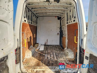 Zdjęcie 10 z 13 samochodu: 2012 NISSAN NV 2500 DELIVERY VAN VIN:1N6BF0LX4CN111672 - miniatura