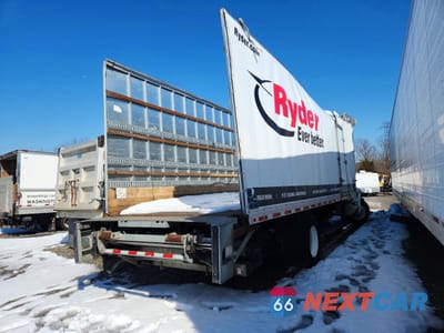 Czwarte zdjęcie samochodu z boku: 2020 INTERNATIONAL MV607 BOX TRUCK VIN:3HAEUMML3LL846647 - miniatura