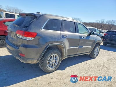 Trzecie zdjęcie samochodu z tyłu: 2019 JEEP GRAND CHEROKEE LAREDO VIN:1C4RJFAG3KC726956 - miniatura