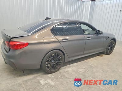 Trzecie zdjęcie samochodu z tyłu: 2018 BMW Motorrad M5 VIN:WBSJF0C58JB282204 - miniatura