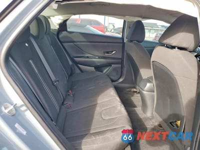 Zdjęcie 10 z 13 samochodu: 2023 HYUNDAI ELANTRA SEL VIN:KMHLM4AG8PU438896 - miniatura