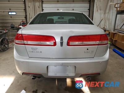 Zdjęcie 6 z 11 samochodu: 2010 LINCOLN MKZ VIN:3LNHL2GC3AR752987 - miniatura