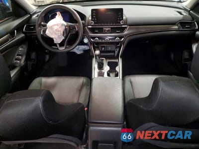Zdjęcie 8 z 13 samochodu: 2019 HONDA ACCORD LX VIN:1HGCV1F13KA123388 - miniatura