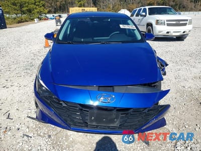 Piąte zdjęcie samochodu w środku: 2023 HYUNDAI ELANTRA SEL VIN:5NPLM4AG9PH105203 - miniatura