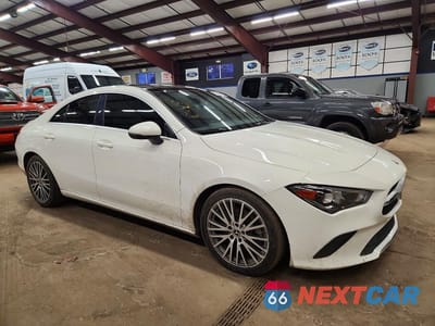 Czwarte zdjęcie samochodu z boku: 2020 MERCEDES-BENZ CLA 250 4MATIC VIN:WDD5J4HB2LN060374 - miniatura