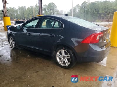 Drugie zdjęcie samochodu z przodu: 2014 VOLVO S60 T5 VIN:YV1612FS4E2275727 - miniatura