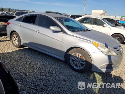 Czwarte zdjęcie samochodu z boku: 2014 HYUNDAI SONATA GLS VIN:5NPEB4AC4EH888875 - miniatura