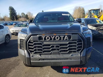 Piąte zdjęcie samochodu w środku: 2024 TOYOTA TUNDRA TRD PRO HV VIN:5TFPC5DB2RX059540 - miniatura