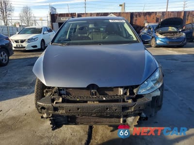 Piąte zdjęcie samochodu w środku: 2015 VOLKSWAGEN GOLF TDI VIN:3VW2A7AU0FM029615 - miniatura