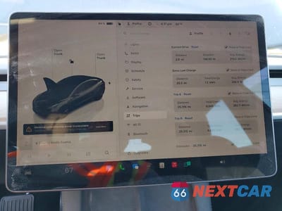 Zdjęcie 9 z 14 samochodu: 2023 TESLA MODEL 3 VIN:5YJ3E1EAXPF687277 - miniatura