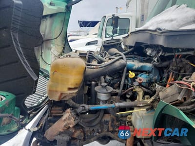 Zdjęcie 7 z 10 samochodu: 2008 INTERNATIONAL 4300 BOX TRUCK VIN:1HTMMAAL08H580354 - miniatura