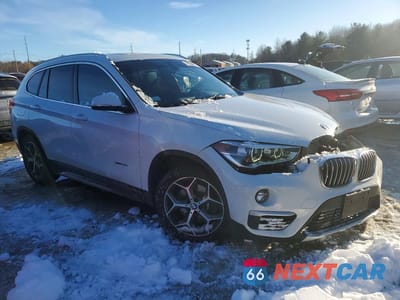 Czwarte zdjęcie samochodu z boku: 2018 BMW X1 XDRIVE28I VIN:WBXHT3C30J5K29609 - miniatura