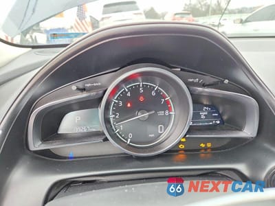 Zdjęcie 9 z 14 samochodu: 2018 MAZDA CX-3 GRAND TOURING VIN:JM1DKFD7XJ0310681 - miniatura