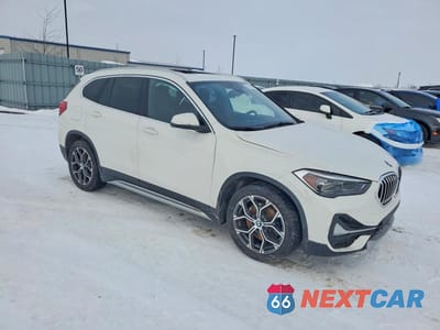 Czwarte zdjęcie samochodu z boku: 2021 BMW X1 XDRIVE28I VIN:WBXJG9C07M5S43803 - miniatura