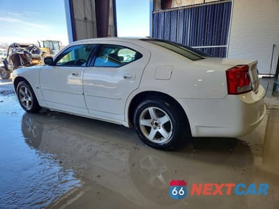 Drugie zdjęcie samochodu z przodu: 2010 DODGE CHARGER SXT VIN:2B3CA3CVXAH100477 - miniatura