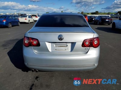 Zdjęcie 6 z 11 samochodu: 2006 VOLKSWAGEN JETTA VALUE VIN:3VWPG71K06M641543 - miniatura