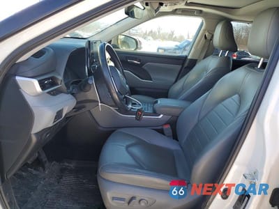 Zdjęcie 7 z 13 samochodu: 2021 TOYOTA HIGHLANDER XLE VIN:5TDGZRBH6MS130850 - miniatura