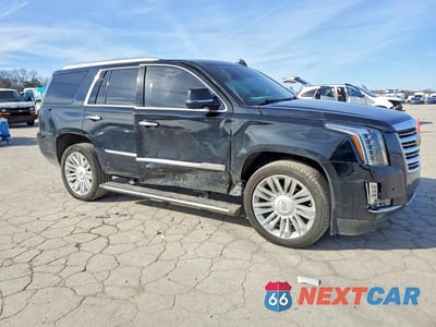 Czwarte zdjęcie samochodu z boku: 2019 CADILLAC ESCALADE PLATINUM VIN:1GYS4DKJ3KR201247 - miniatura