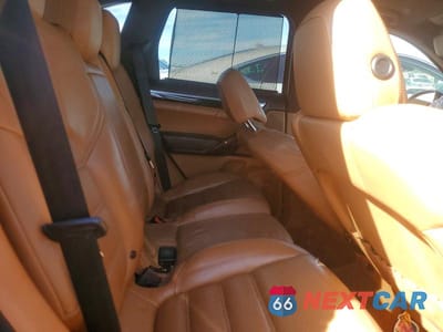 Zdjęcie 11 z 13 samochodu: 2012 PORSCHE CAYENNE S VIN:WP1AB2A23CLA45011 - miniatura