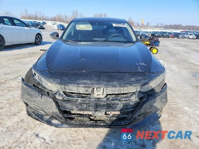 Piąte zdjęcie samochodu w środku: 2018 HONDA ACCORD EXL VIN:1HGCV1F50JA052300 - miniatura