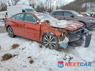 Czwarte zdjęcie samochodu z boku: 2021 NISSAN ALTIMA 2.5 SR VIN:1N4BL4CV4MN406845 - miniatura