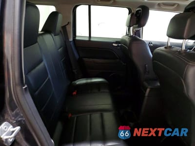 Zdjęcie 11 z 12 samochodu: 2015 JEEP PATRIOT LATITUDE VIN:1C4NJRFB2FD120030 - miniatura