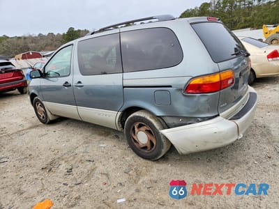 Drugie zdjęcie samochodu z przodu: 2000 TOYOTA SIENNA LE VIN:4T3ZF13C1YU220272 - miniatura