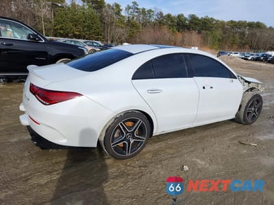 Trzecie zdjęcie samochodu z tyłu: 2021 MERCEDES-BENZ CLA AMG 35 4MATIC VIN:W1K5J5BB0MN180691 - miniatura