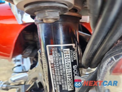 Zdjęcie 9 z 9 samochodu: 2006 HONDA VT750 C VIN:JH2RC44016K010377 - miniatura