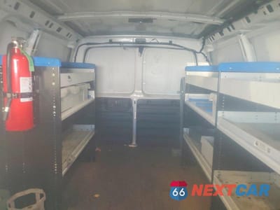 Zdjęcie 10 z 13 samochodu: 2017 CHEVROLET EXPRESS G2500 VIN:1GCWGAFF4H1248488 - miniatura